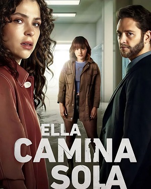 Ella camina sola.jpg