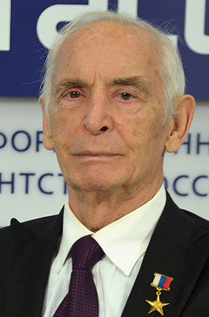 Василий Лановой.jpg